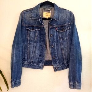 Levi's Classic Trucker Denim Utility Western Boho Hippie Vintage Jean Jacket M